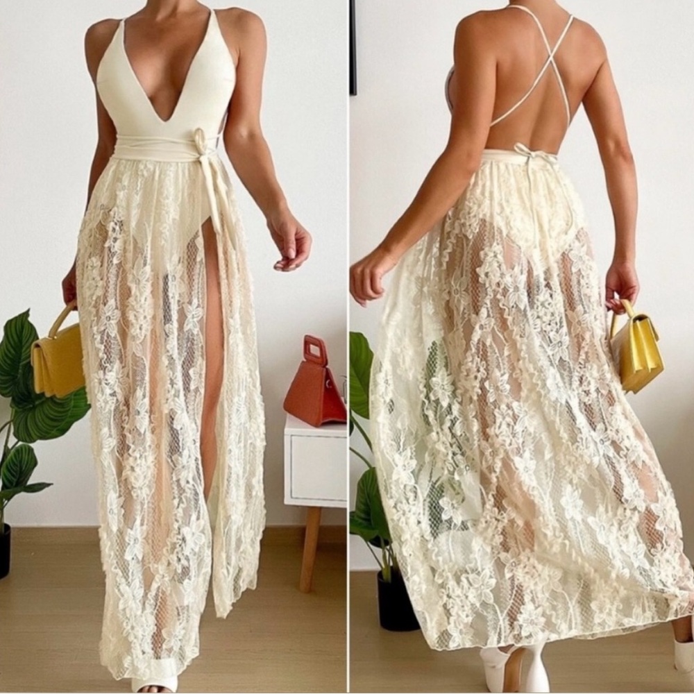 Sexy 2 piece Swimsuit & Coverup